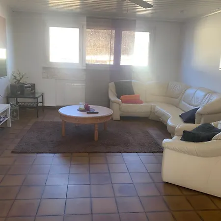 Apartment With Friends 2 *